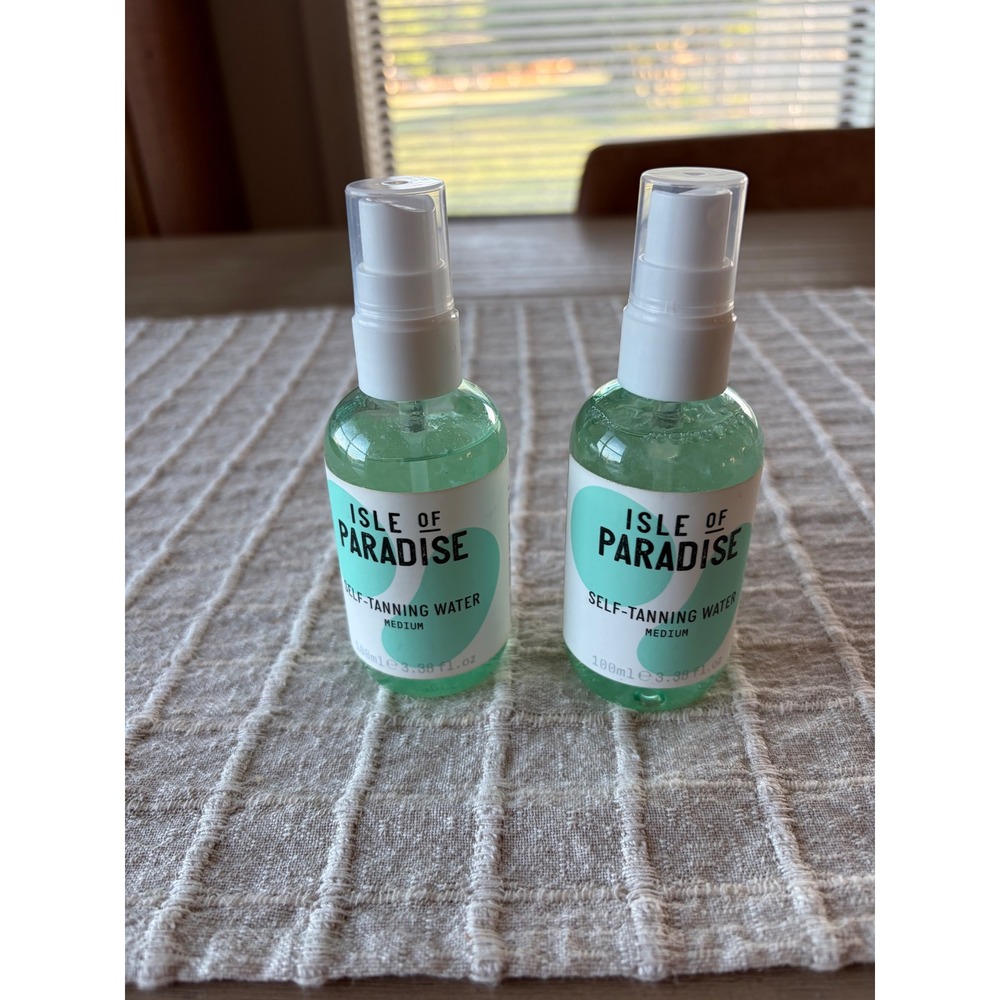 Isle of paradise Self-Tanning Water lot of 2, 3.38 Fl Oz medium